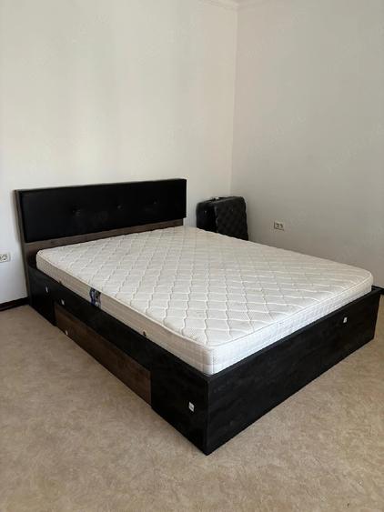 Casă cu 6 camere cu Teren 200 Mp în Tomis II