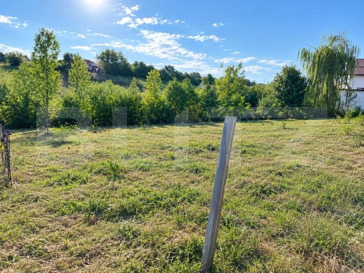 Teren Construcții intravilan de 1113 mp, în Periferie