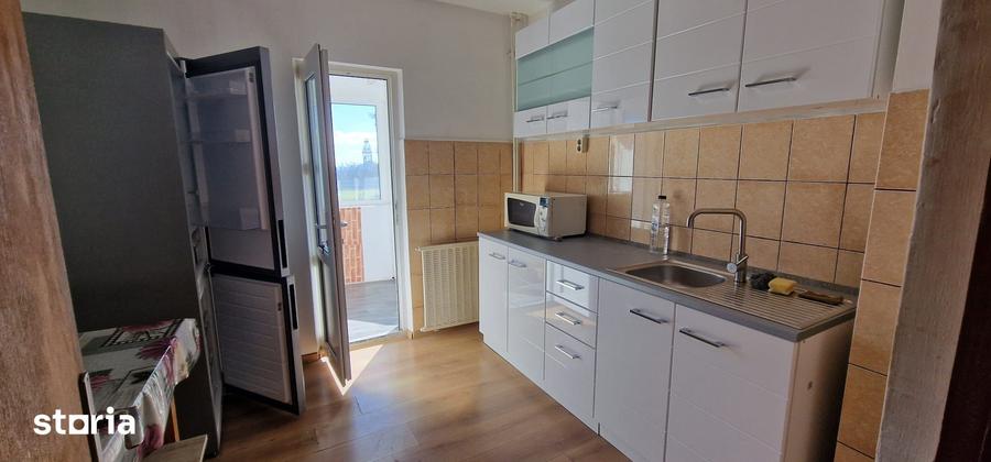 Apartament cu 2 camere decomandat, mobilat în Gara