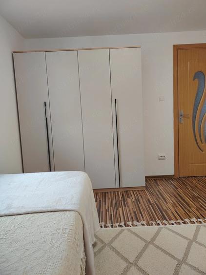 Casă cu 4 camere cu Teren 474 Mp în Exterior Vest