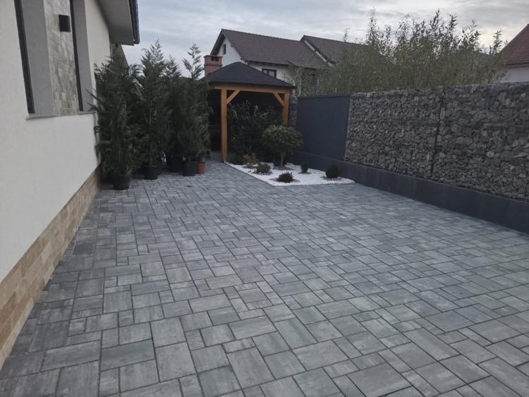 Casă cu 4 camere cu Teren 550 Mp în Șelimbăr
