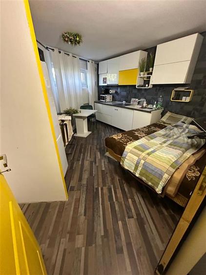 Casă cu 4 camere cu Teren 750 Mp în Exterior Sud