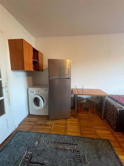 Garsonieră semidecomandată, mobilată în Buziașului