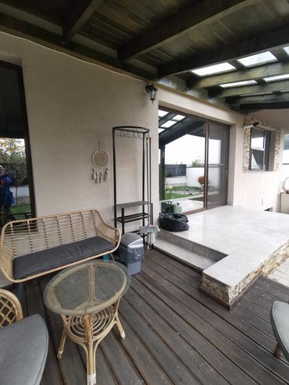 Apartament cu 3 camere decomandat, mobilat în Europa