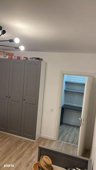 Apartament cu 3 camere, mobilat în Pantelimon