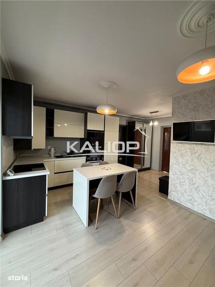 Apartament cu 3 camere decomandat, mobilat în Europa