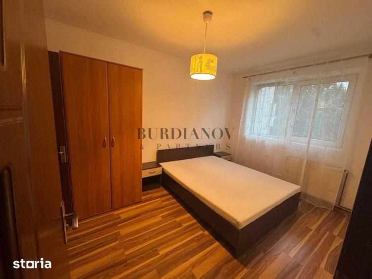 Apartament cu 3 camere decomandat în Drumul Taberei