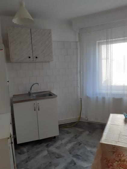 Apartament cu 2 camere decomandat în Găvana