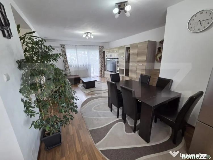 Apartament cu 3 camere decomandat în Central