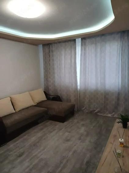Apartament cu 2 camere decomandat în Berceni