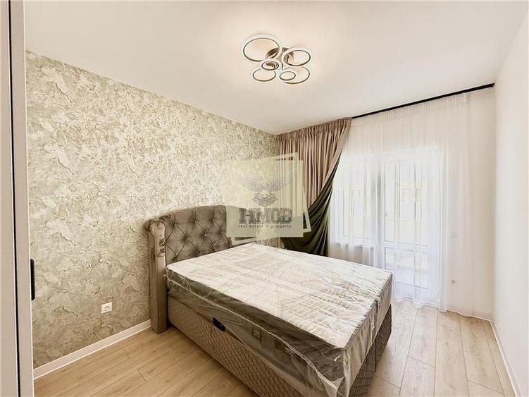 Apartament cu 3 camere decomandat în Hipodrom 1
