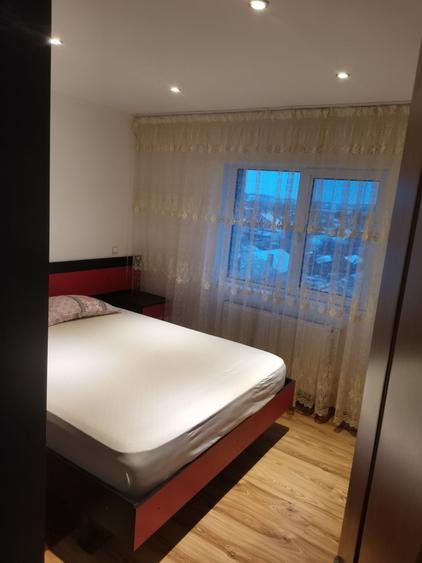Apartament cu 2 camere decomandat în Exterior Vest