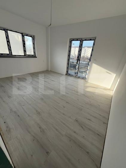 Apartament cu 2 camere decomandat în Vișani