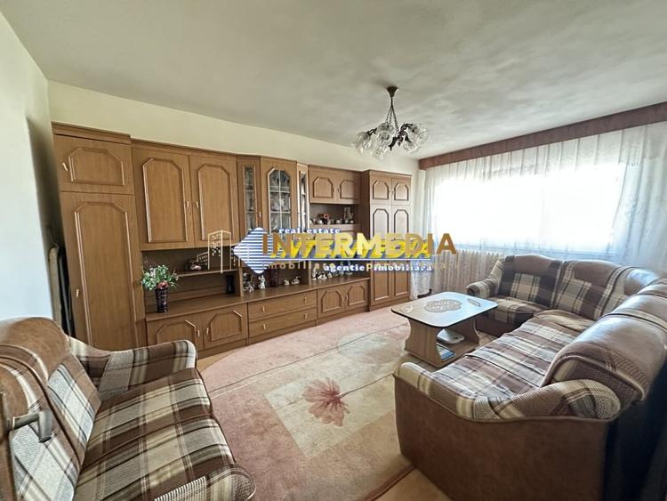 Apartament cu 2 camere decomandat, mobilat în Ampoi 2