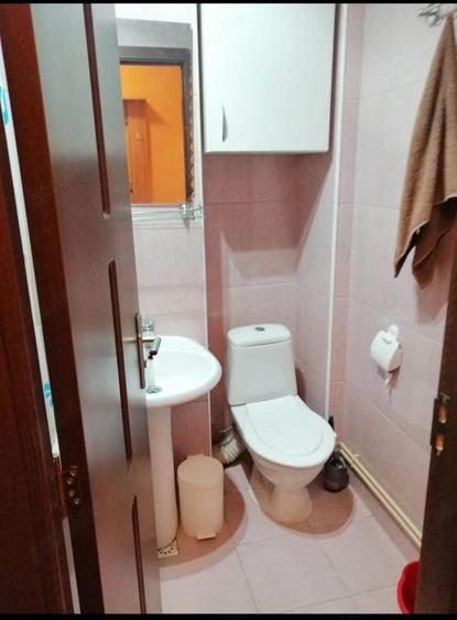 Apartament cu 2 camere nedecomandat în Central