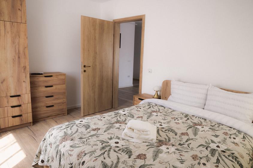 Casă cu 3 camere în Sânnicoară