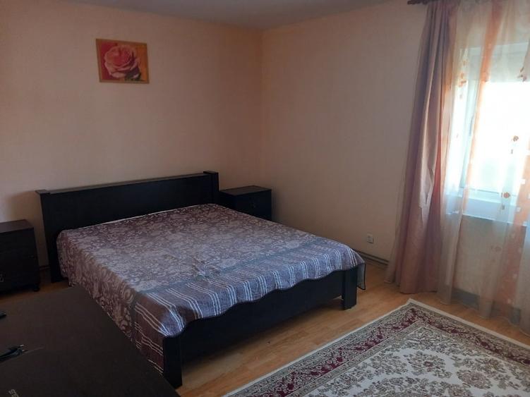Apartament cu 2 camere decomandat în Bucovina