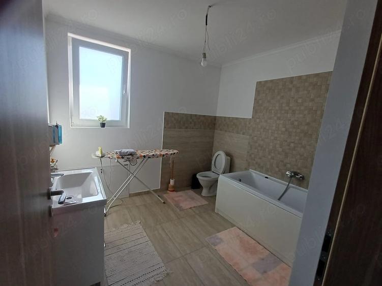 Casă cu Teren 345 Mp în Central