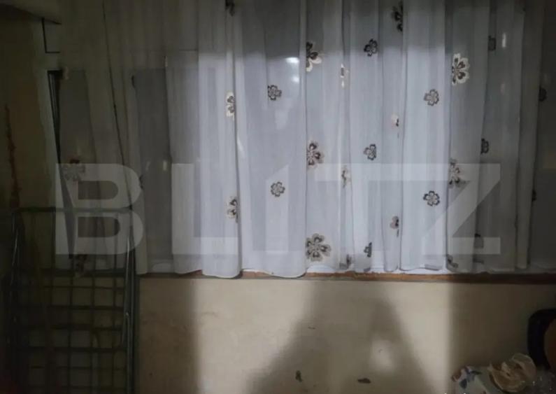Apartament 4 camere, decomandat, 78 mp, zona Ramiro - 1