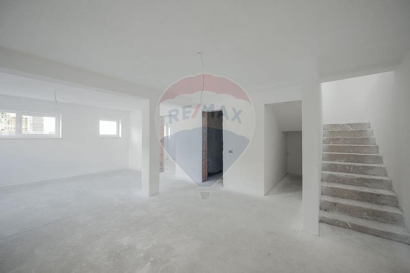 Casa noua cu 3 Dormitoare, de Vanzare, zona Iosia - 8