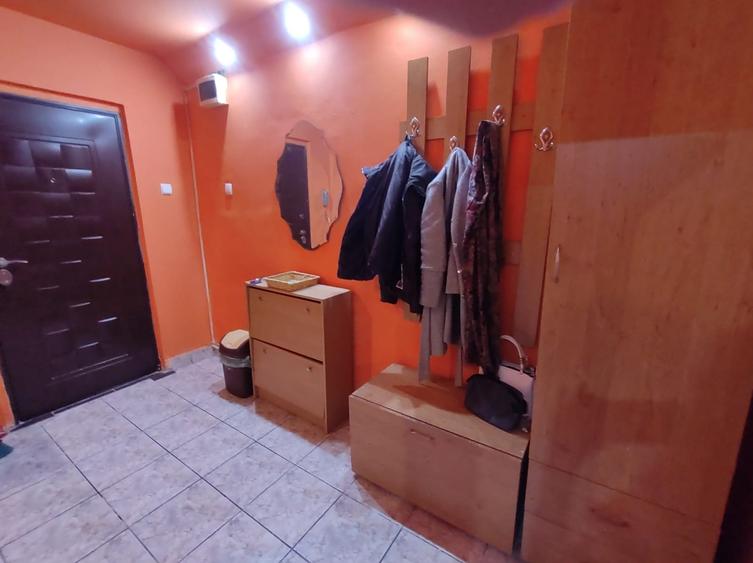 La 5 minute de Piata Verde, in zona Aradului- cu centrala gaz - 7