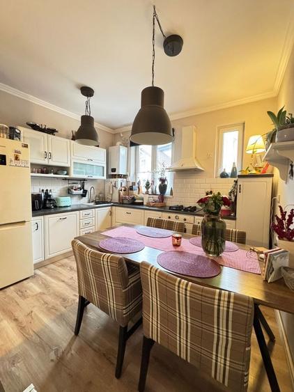 Apartament la casa ultra central Oradea Se ofera spre vanzare apar - 2