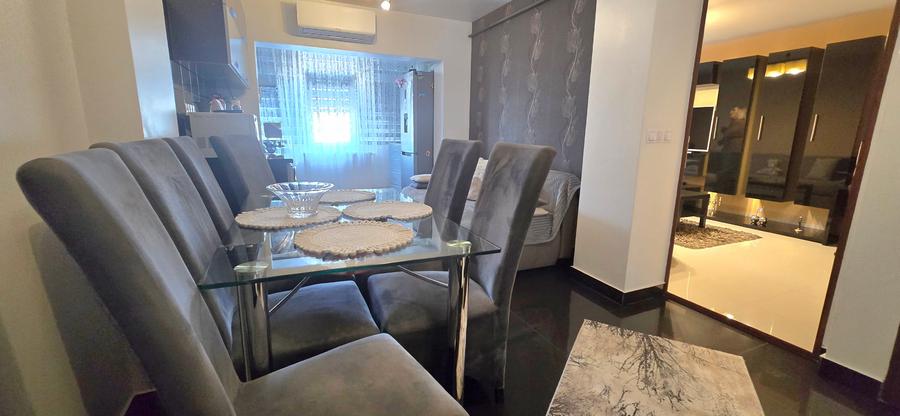 Etaj2, zona Spitalului județean,  micro 6 Târgoviște, vânzare apartament 2camere - 8