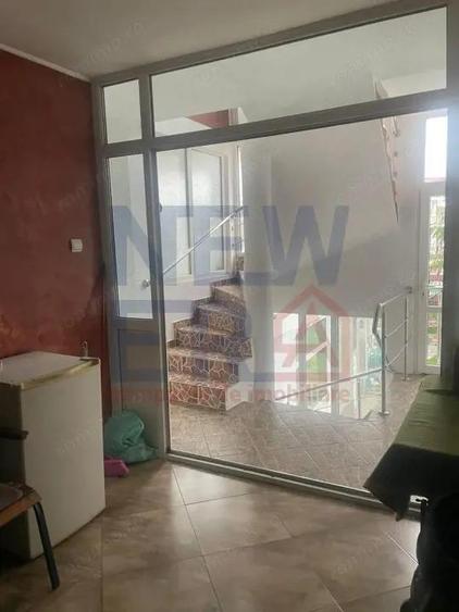 Casa/Vila 2 Mai cu 24 camere /si un spatiu comercial de 98mp - 1