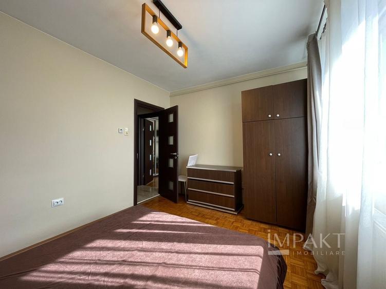 Închiriere 2 camere, central, 2 locuri de parcare - 4