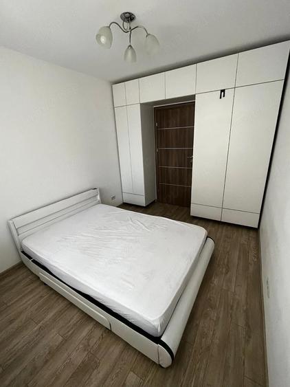 Apartament 3 camere de vanzare Aparatorii Patriei Metalurgiei - 2
