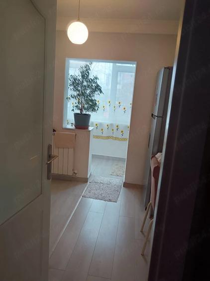 Apartament 3 camere decomandat Poarta 6 | Etaj 1 - 5