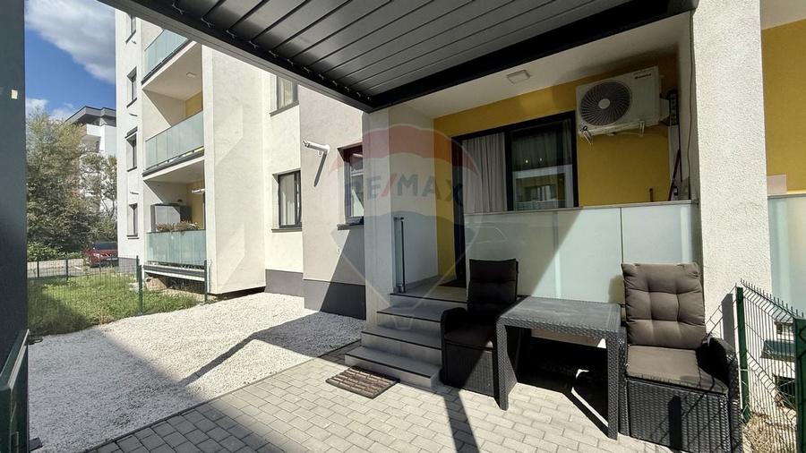 Apartament modern, cu curte și două locuri de parcare-bloc nou - 8