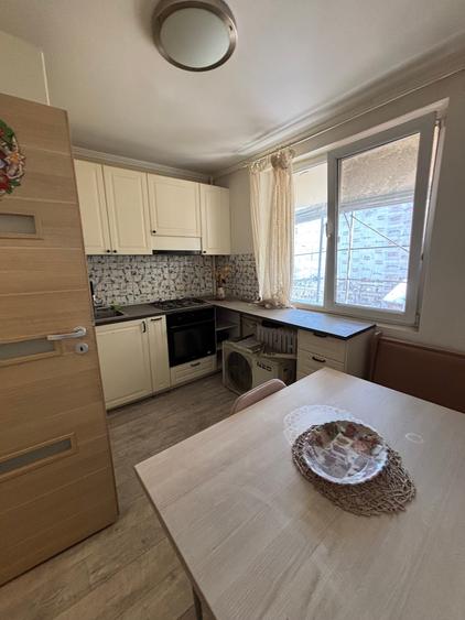 2 camere la 5" Metrou Brancoveanu - 2