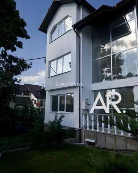 Casa de inchiriat, 10 camere, curte + foisor, str. Republicii, Cluj
