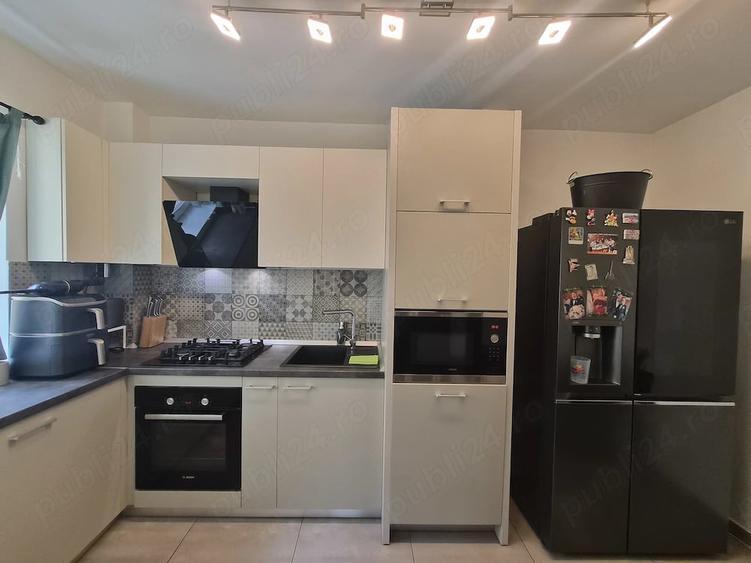 Apartament cu 3 camere decomandat în Pantelimon