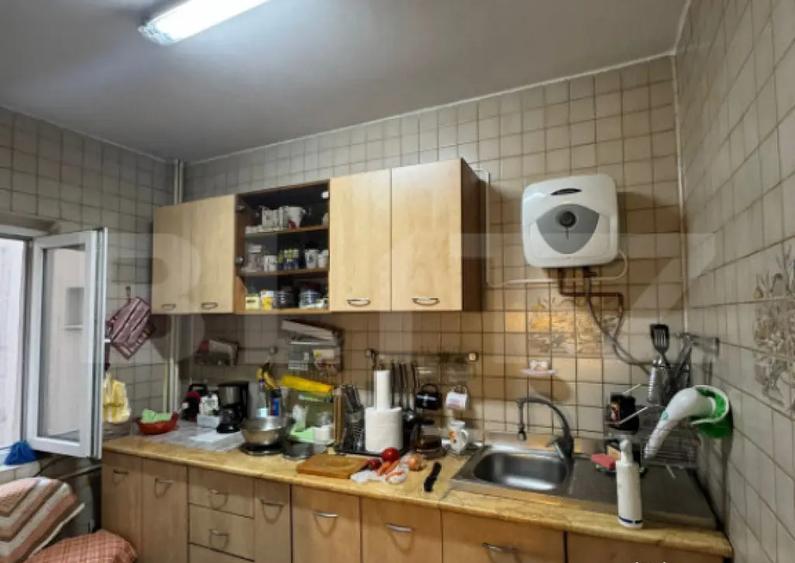 Apartament cu 3 camere, Soseaua Giurgiului, Sector 4 - 5