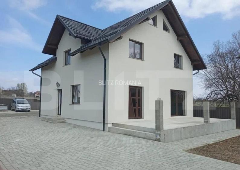 Casa individuala 4 camere, 200 mp, zona Horodnic