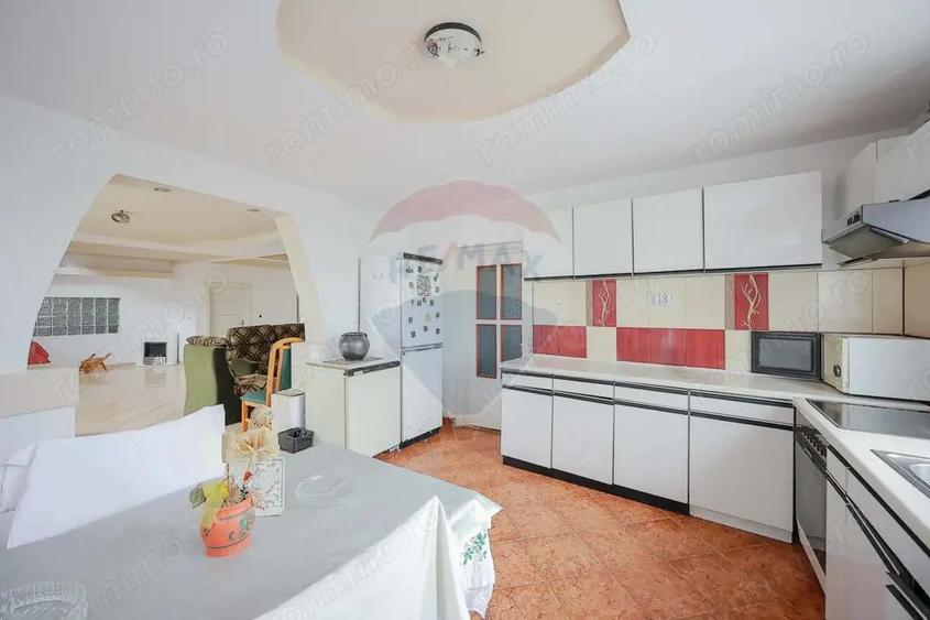 Casa cu etaj, 5 camere, de vanzare, in zona turistica, Vadu Cri?ului - 4