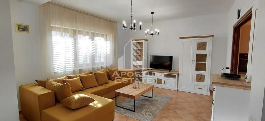 Triplex deosebit 4 camere, gradina si foisor inclus, Dumbravita, Timis - 1