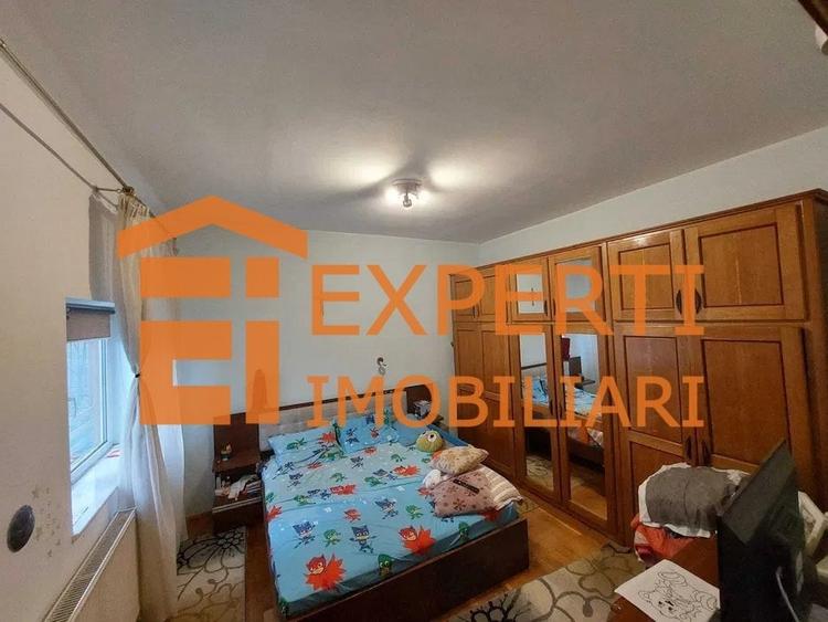 Casa situata in zona Bratianu din caramida - 7