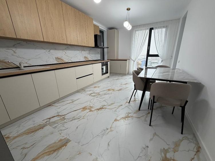 4 CAMERE, PROPRIETAR, NOU, LUX, B-DUL MAMAIA - 7