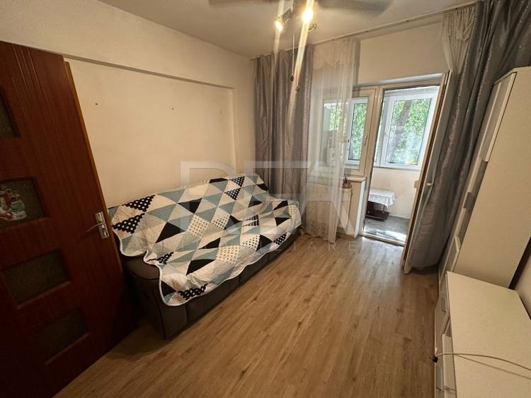 Apartament 3 Camere , Decomandat , Podul Giurgiului - 3