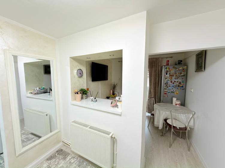 Apartament cu 2 camere, Piata mare - 4