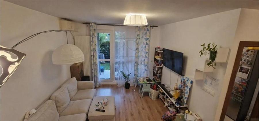 LIPOVEI - 3 CAM - DECOMANDAT - 2 BAI - 2 TERASE - CURTE - PARCARE - ZONA EXCELEN - 1