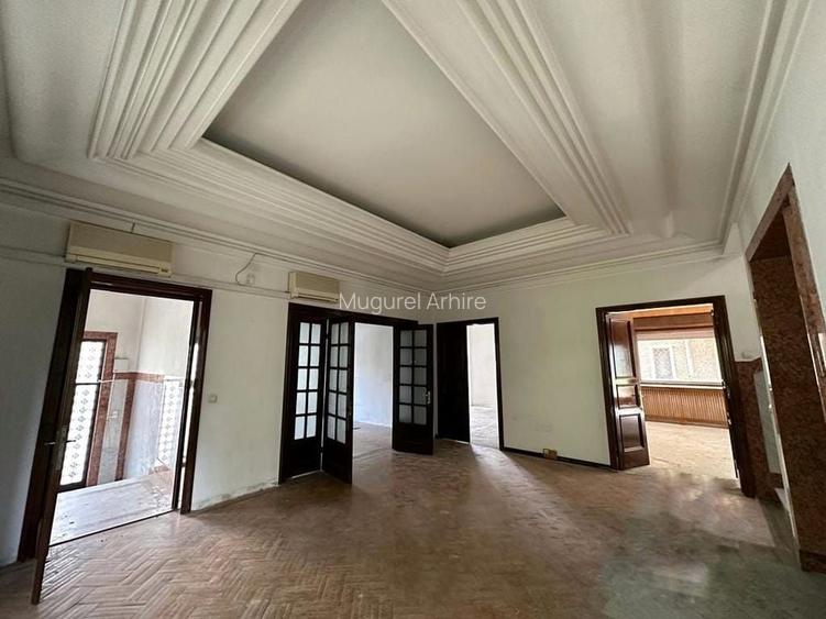 Vila Langa Arcul De Triumf cu 600 mp Utili