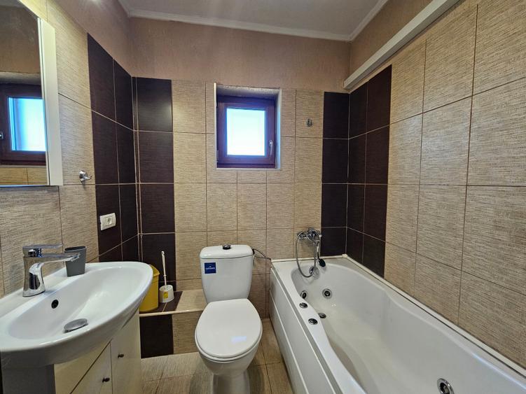 Duplex P+M, 5 camere, 3 băi, 3 balcoane, perete dublu, panouri, Dumbrăvița - 46