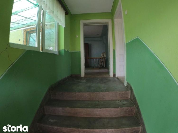 Casa cu teren generos de vanzare in orasul Miercurea Sibiului - 2