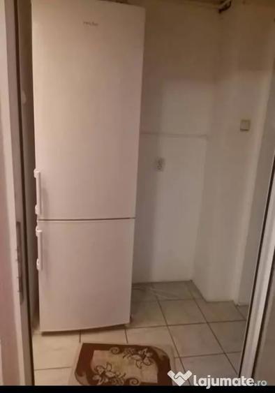 Inchiriez apartament 2 camere - 3
