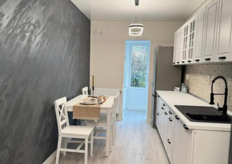 Totul Nou!!! Ap. 3 camere decomandat, Dorobantilor, parter. - 9