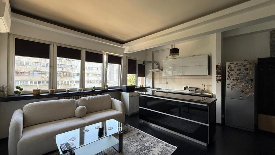 REA1028789 Apartament cu 2 camere Universitate - 1